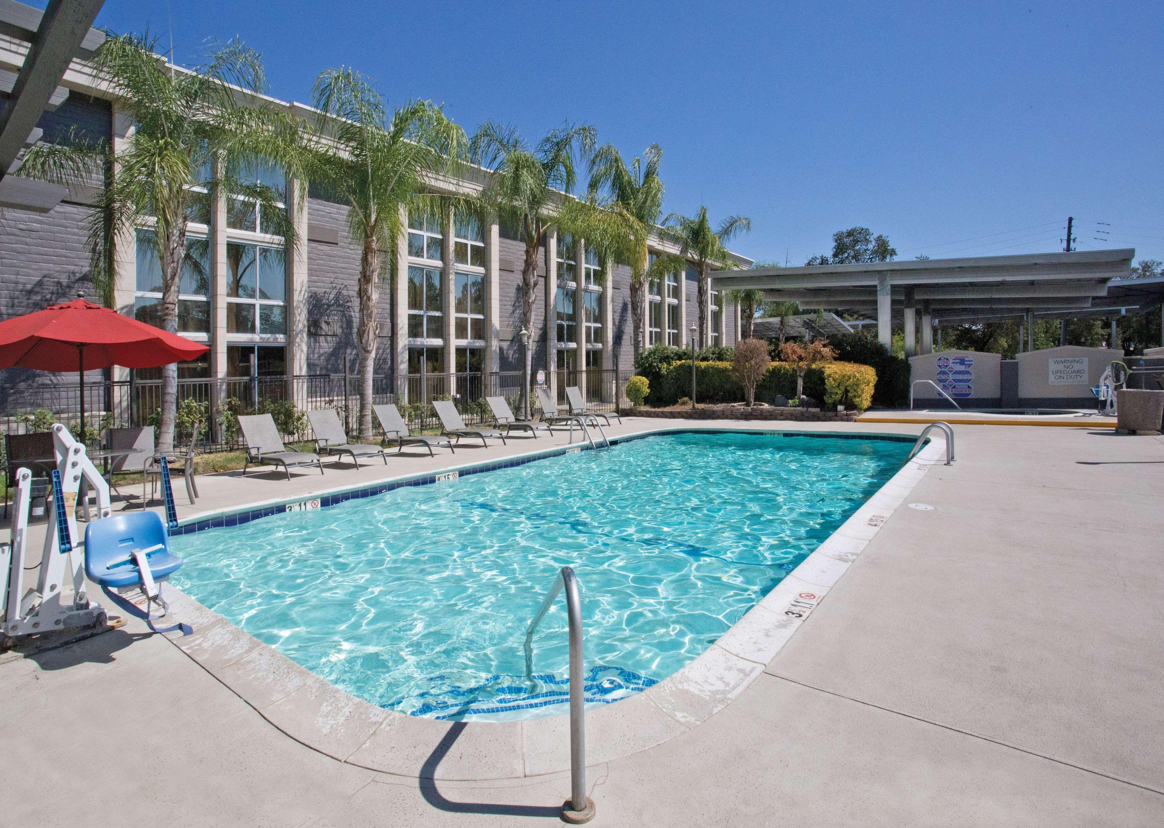 Doubletree By Hilton Chico, Ca Hotel Exterior photo